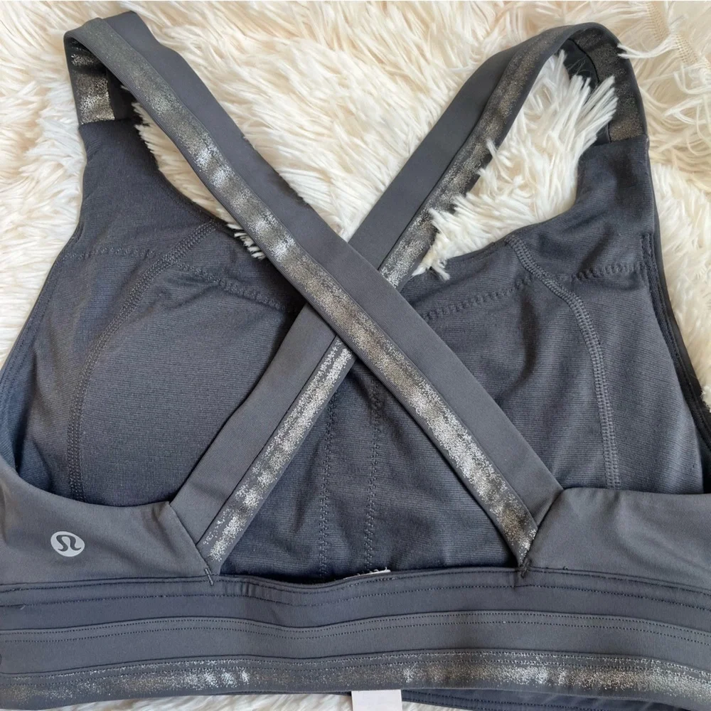 Lululemon Power Position Sports Bra Size 4 Gray Silver Metallic - Picture 5 of 8